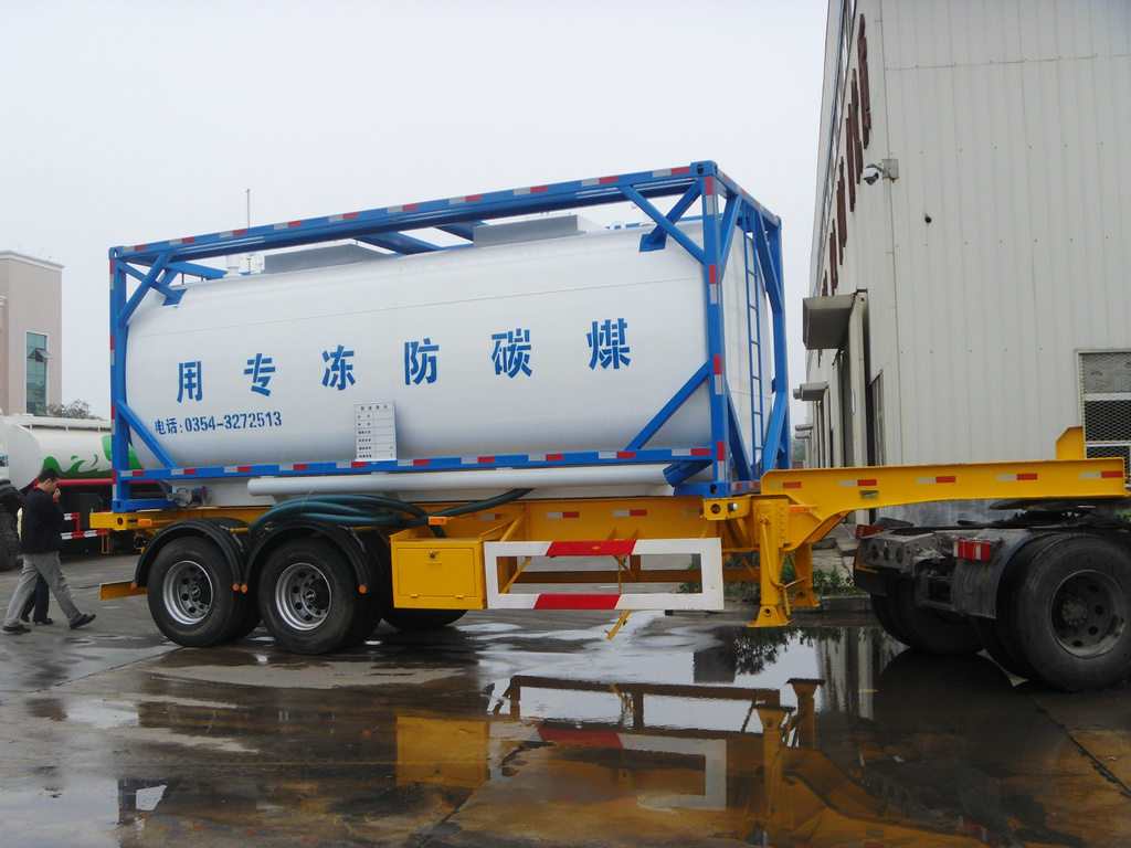 Automotive Antifreeze ISO Tank Container 20FT (Steel Lined Plastic -LLDPE For Storage Ethylene Glycol, Diethylene Glycol Antifreeze)