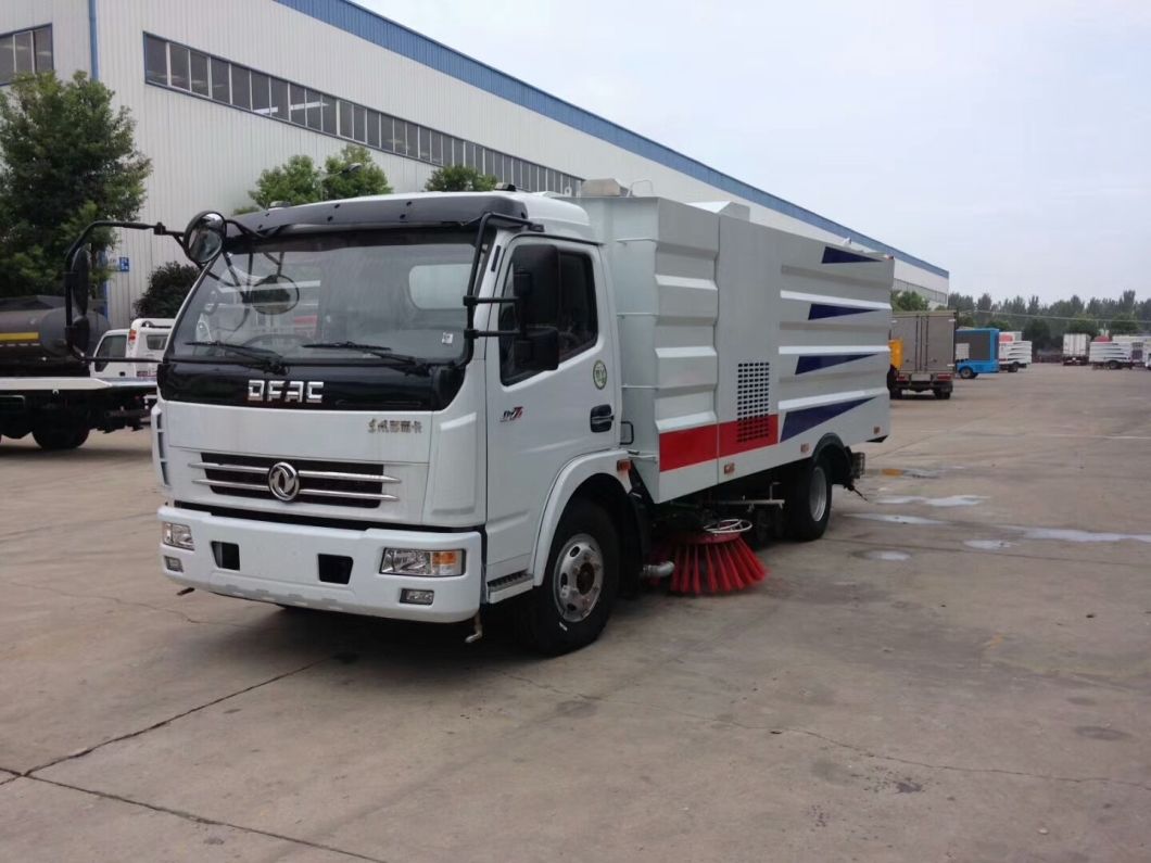 Efficient Road Sweeper 8000 Liters Street Cleaning Truck Road Sweeper Euro 5.6