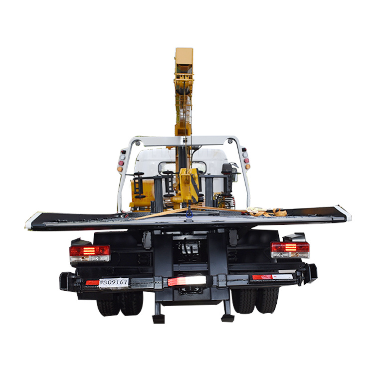 Foton Recovery Roll Back Flatbed Wrecker or Wheel Lift Wrecker with Broken Car Carrier for Towing Truck 5ton Optional 4X4 Offroad Awd Integrated Lift 3ton