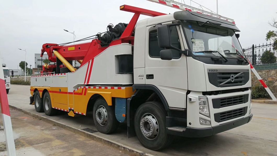 Iveco. Genlyon Recovery Trucks Heavy Duty Wrecker 50tons with Remote Control Rotatory Crane Wrecker for Towing Truck