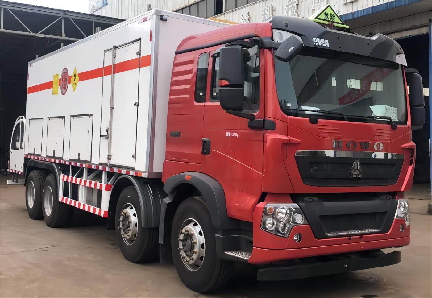 Heavy ANFO Emulsion Pumper Trucks (10)