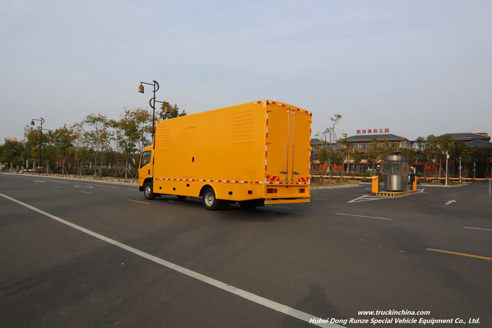 ISUZU Electric Power Supply Trucks (1)