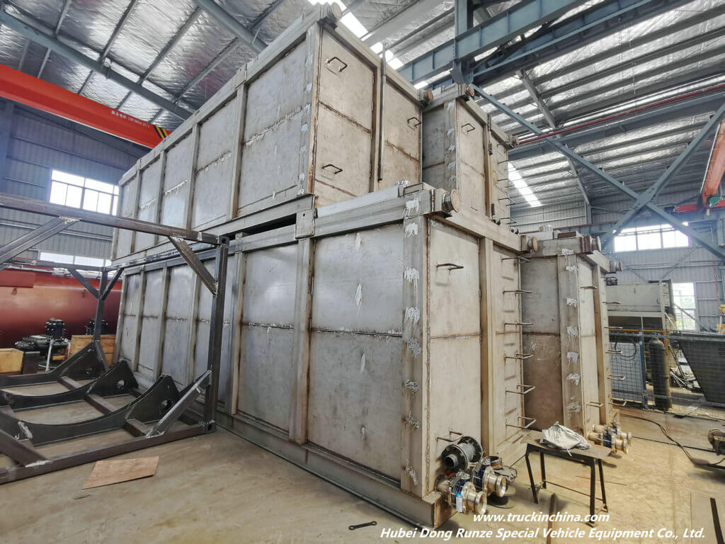 Stainless Steel Lined PE Oilfield Chemical HCL Acid Skid 500 Bbl Frac Tank (22)_1