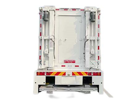 Sinotruk SITRAK Mobile Operating Room Vehicle