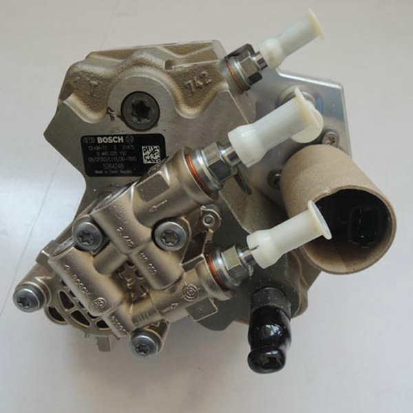 CUMMlNS ISDe Diesel Injection Pump 5264248 BOSCH 0445020150