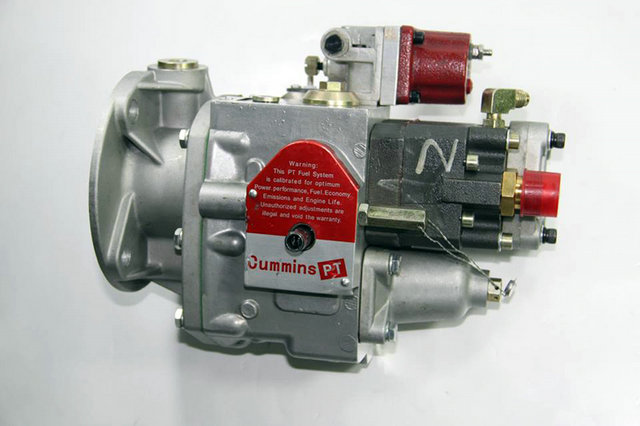 CUMMlNS Fuel Injection Pump 3655993