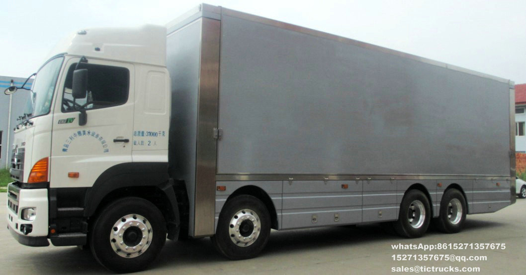 Project Rescue Publicity -18-HINO-700-truck_1.jpg