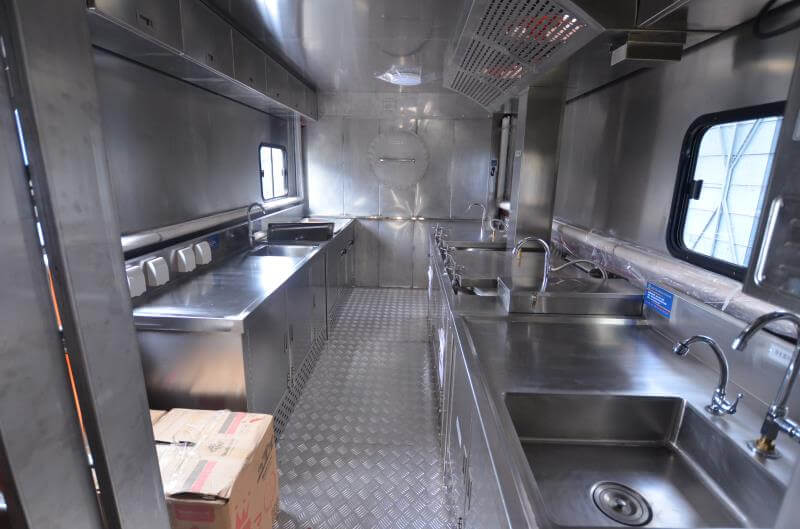 Mobile food cooking truck