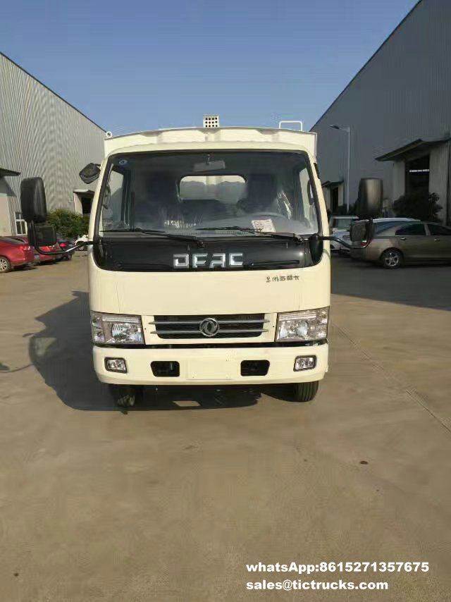 vacuum-dust-sweeper029- vacuum street sweeper.jpg