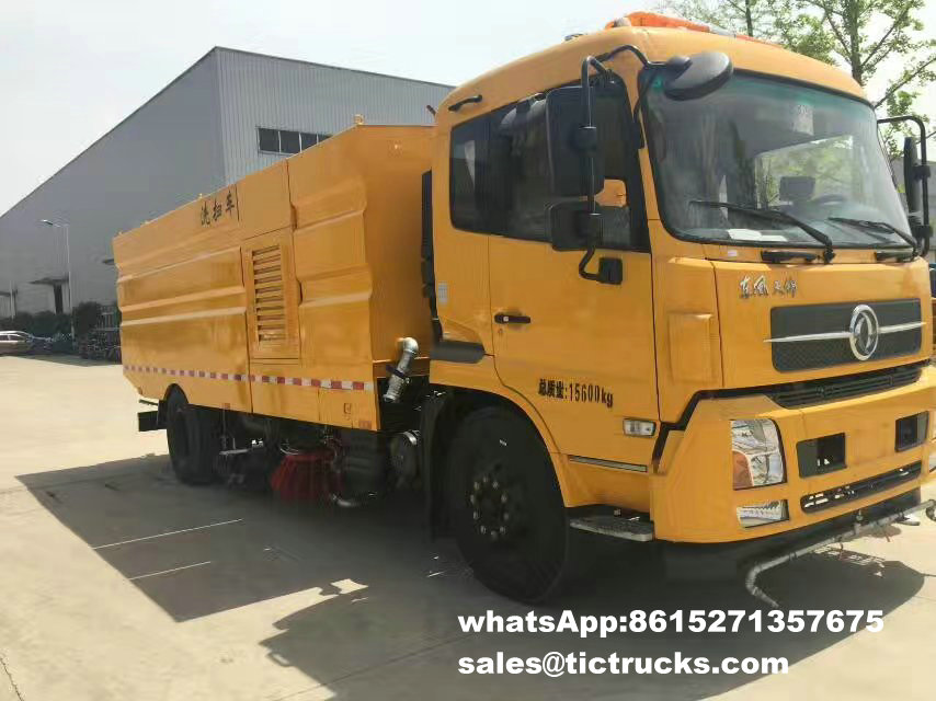king Run road sweeper-002-water-cleaning_0001_1.jpg