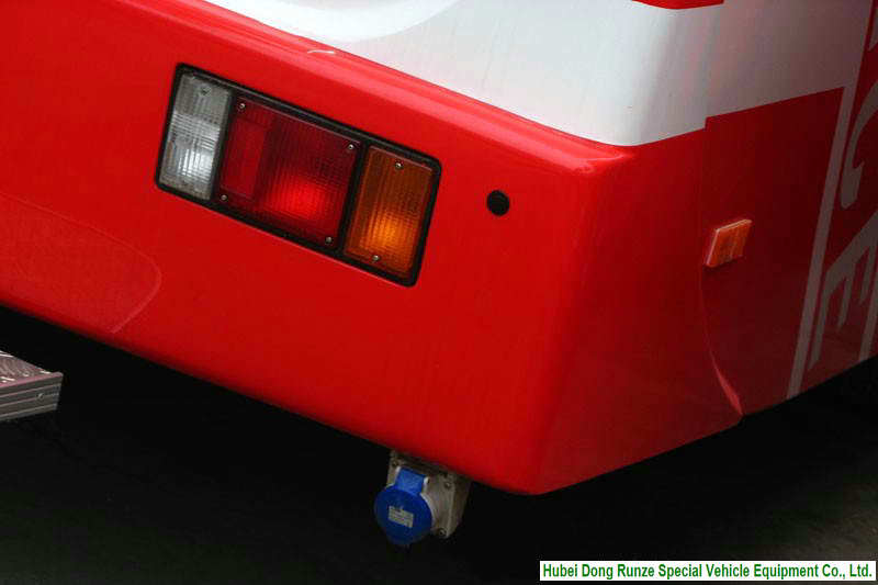 Ambulance vehicle-18-ISUZU-truck.jpg