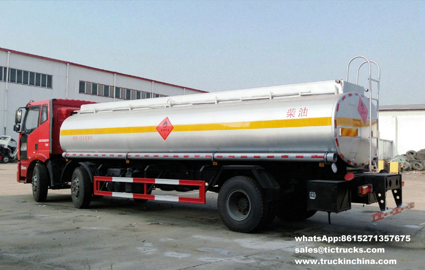 FAW fuel dispensing tanker,mobile Refueling Truck