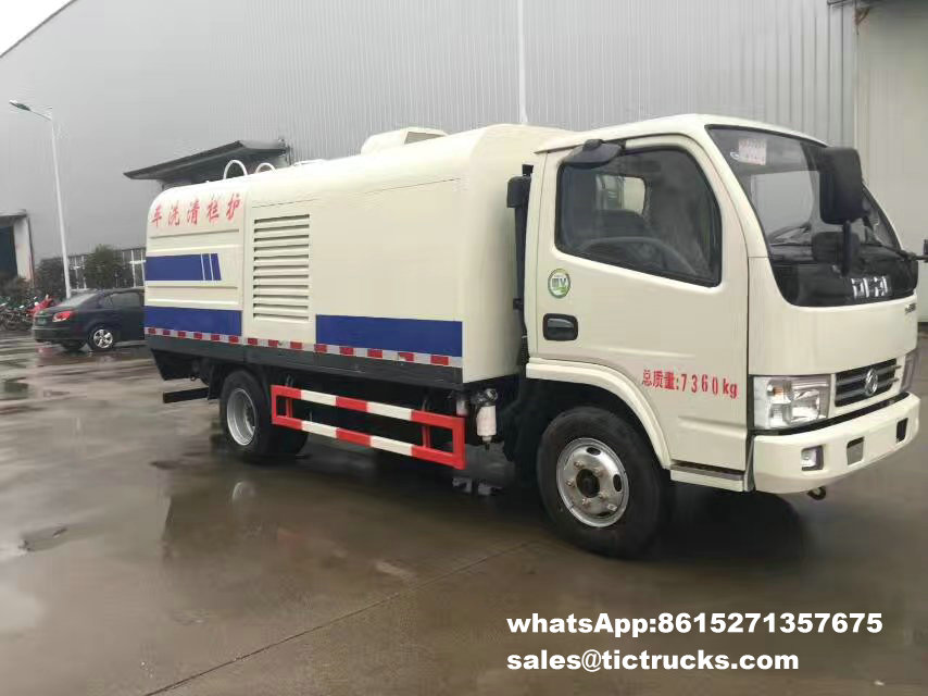 road sweeper-012-water-cleaning_1.jpg