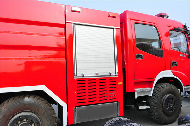 6x6 fire truck-7600L-VP_1