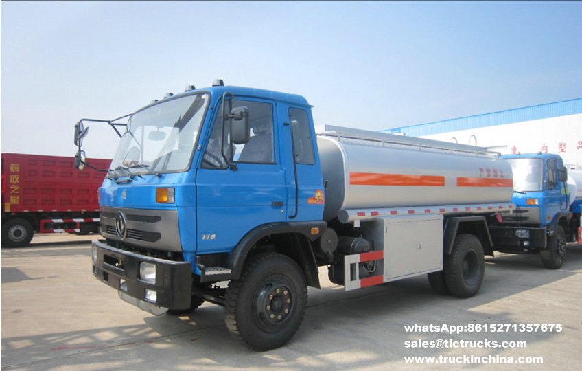 Dongfeng 4x2 Refuelling Fuel Tanker Truck Capacity 10000L_1.jpg