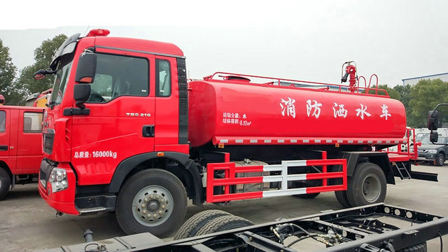 HOWO Water Truck 4x4 