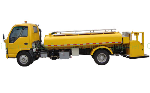 Air-craft Lavatory Service Vehicle 4