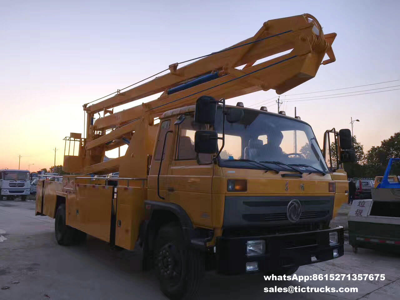 Aerial platform truck -28m_1.jpg