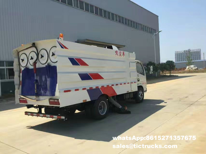 vacuum-dust-sweeper015- vacuum street sweeper.jpg