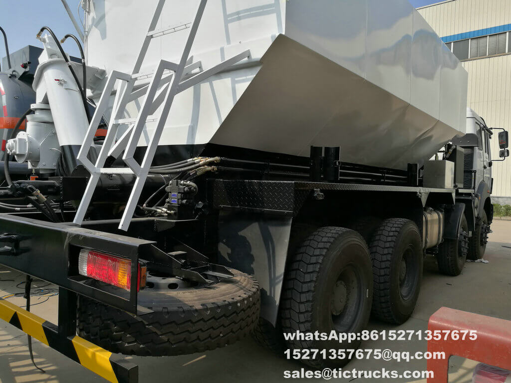 BeiBen Bulk explosive trucks-43T.jpg