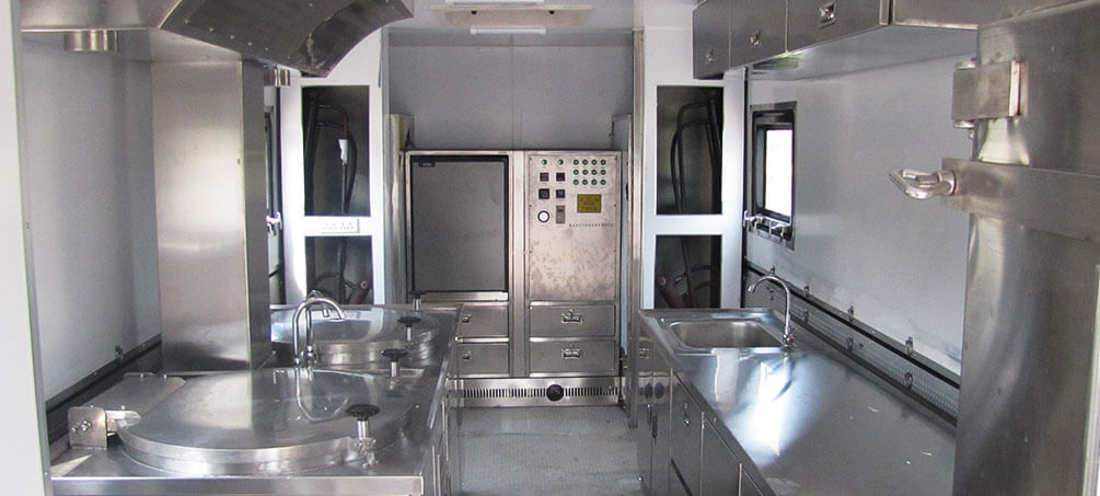  SITRAK C7H 540 HP Mobile Kitchen Heavy Truck Customizing 