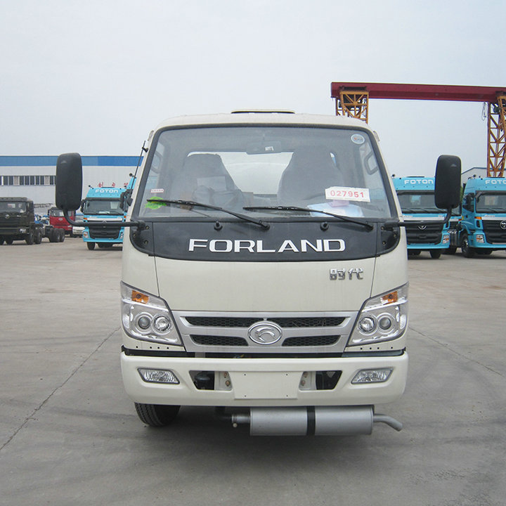 Small Forland Fuel Refueling Truck 4 X 4 Offroad All Wheel Drive With PTO Oil Pump RHD / LHD
