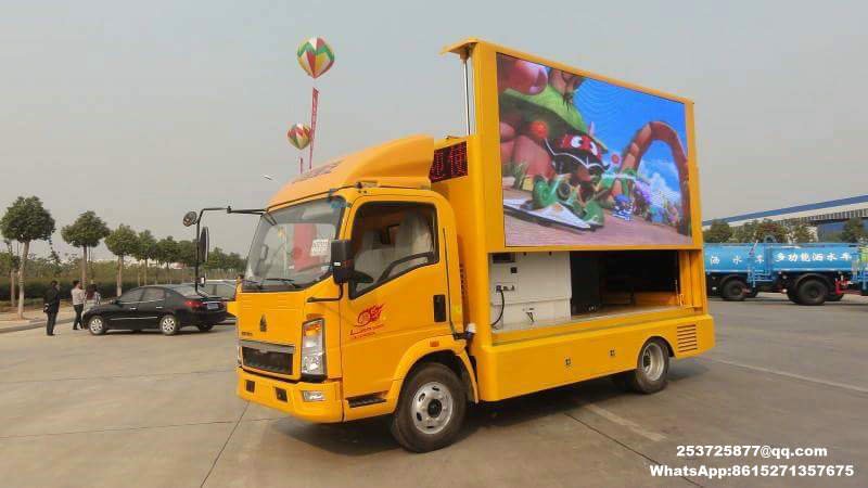  HOWO Mobile advertising LED billboard truck