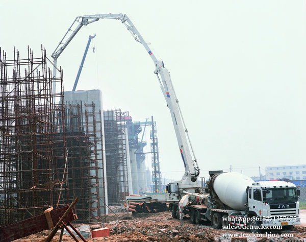 TRUCK-MOUNTED CONCRETE PUMP ZLJ5339THB_1.jpg