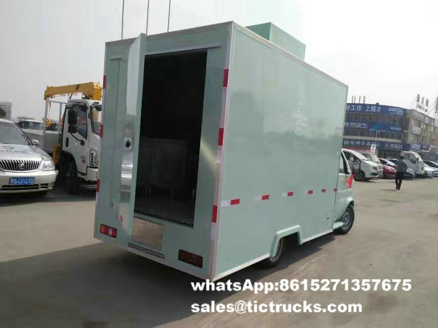 food van -108-food-cooking-Vehicle.jpg