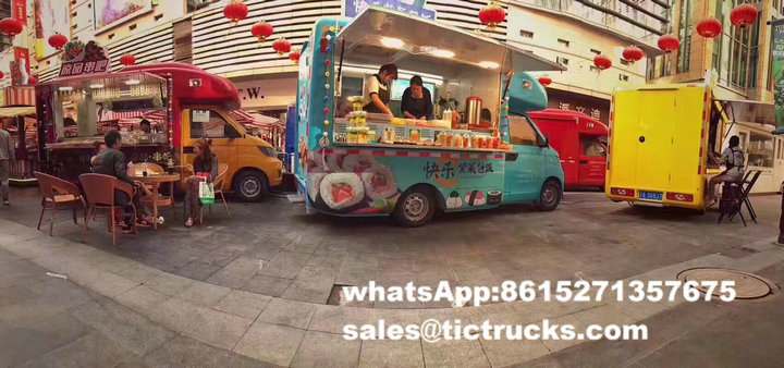 food van -004-food-cooking-Vehicle.jpg