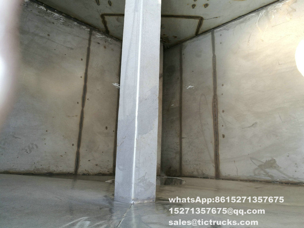 BeiBen Bulk explosive trucks-50T.jpg