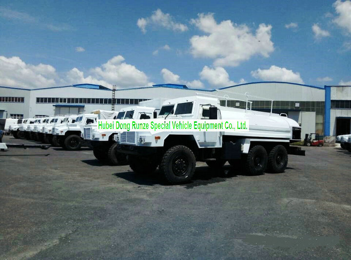 Dong Run Bulletproof 6x6 Military Armoured Water Tanker Truck