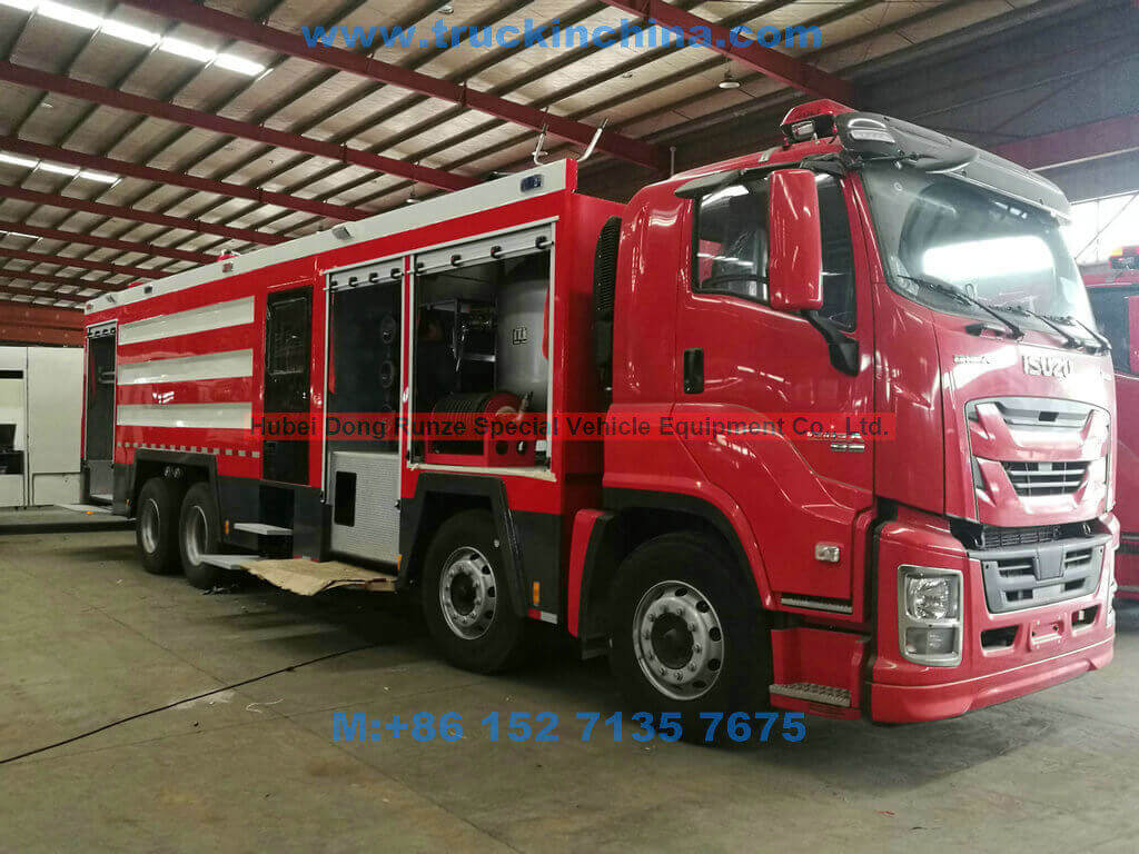 ISUZU GIGA 8x4 12Ton Water 3T Foam 2T Powder Combined Fire Truck