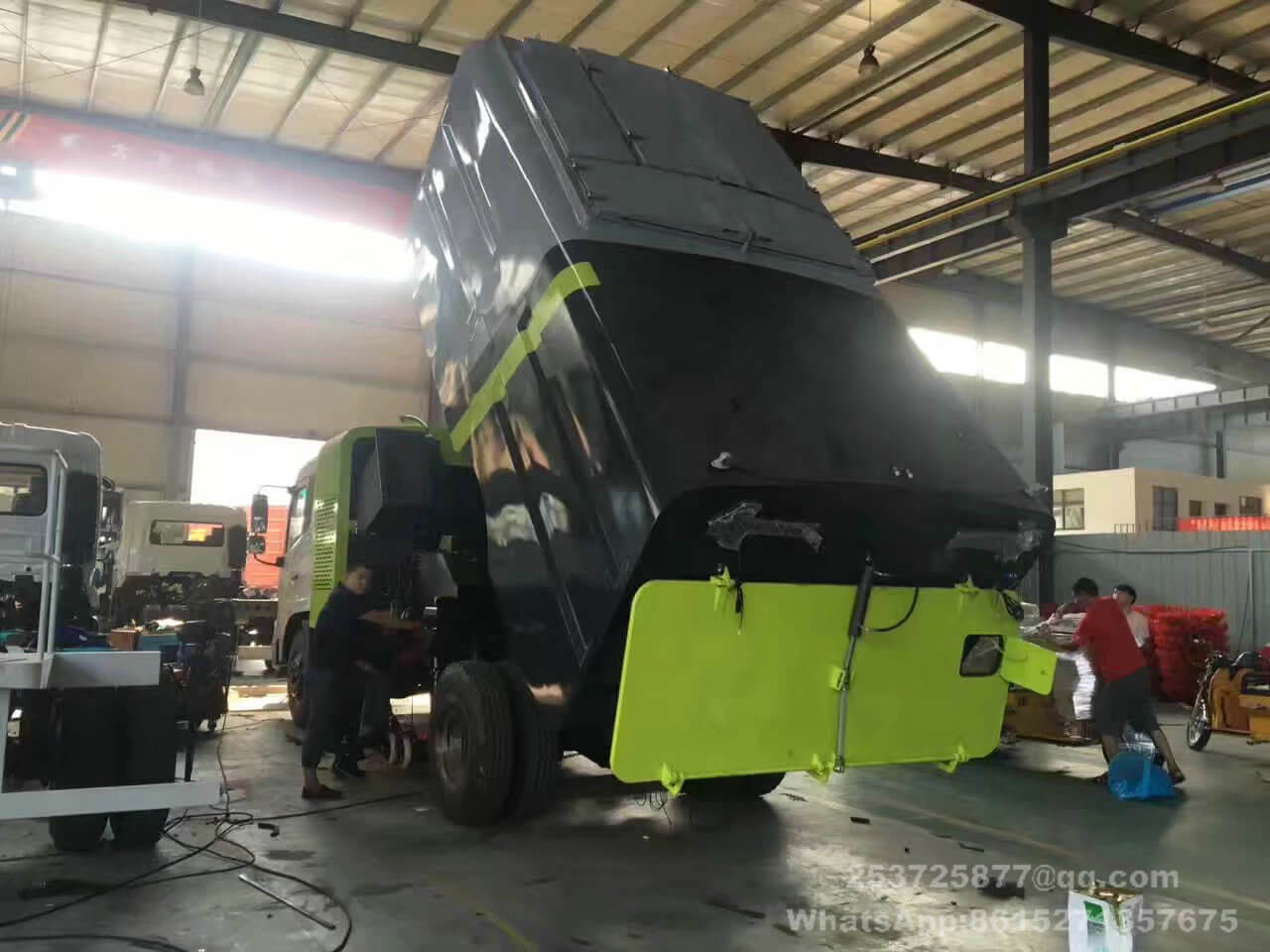 dongfeng road sweeper-16000liter_1.jpeg
