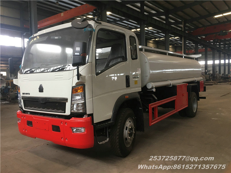  HOWO RHD 10000liters water tanker truck