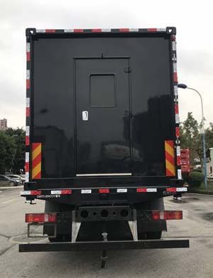 Mobile dining truck