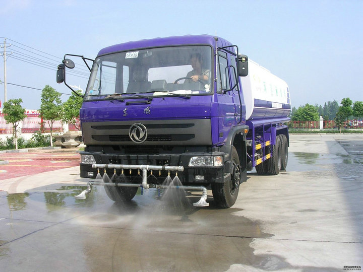 WATER TRUCK export to ZAMBIA FOB price $32000