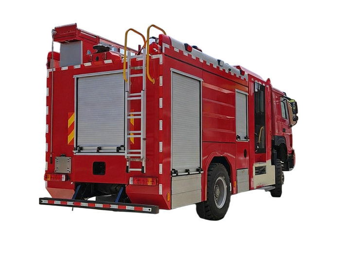 HOWO 4×4 AWD Fire Fighting Truck 3600L Water + 1100L Foam 