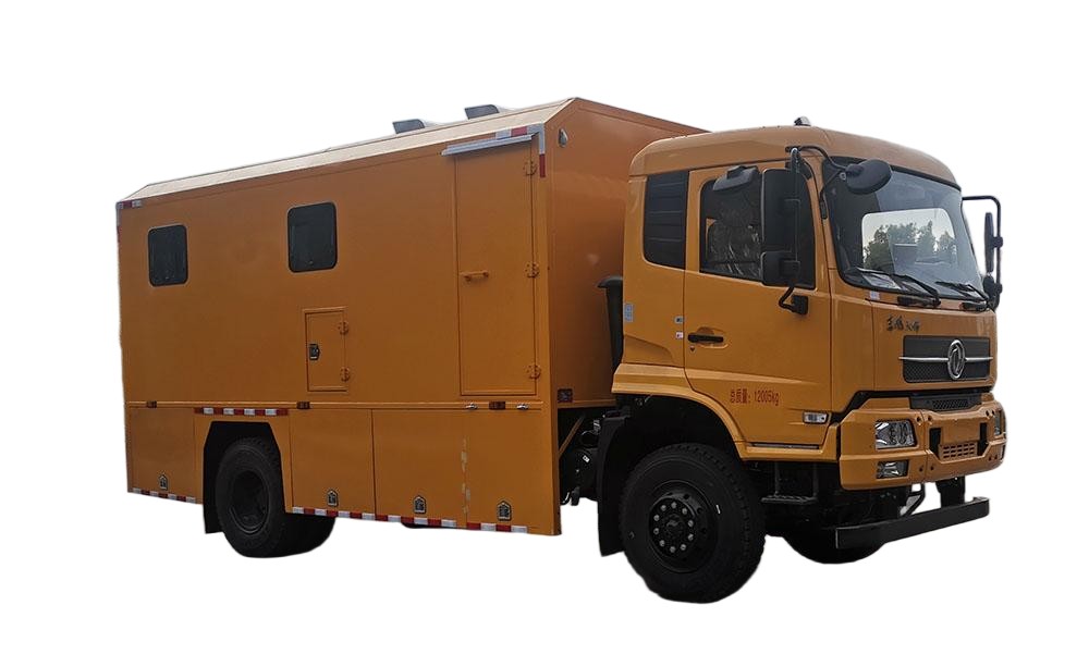  DFAC Offroad 4x4 Mobile Kitchen Truck 