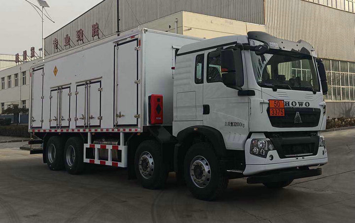 ANFO emulsion Explosive Delivery Truck for Onsite Mixing and Loading (41)