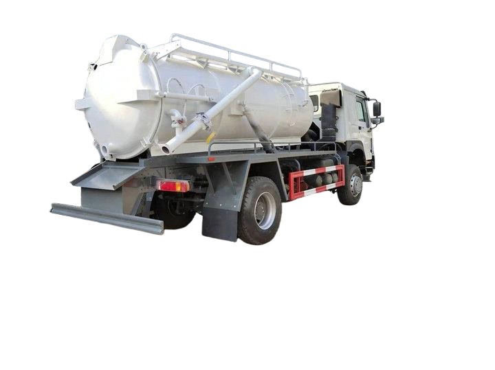 HOWO 4×4 Sewage Suction Truck 10,000L Off-Road Vacuum Tanker