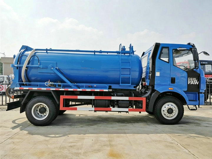 FAW Sewer Vacuum Sewage Suction Truck 8KL (7)