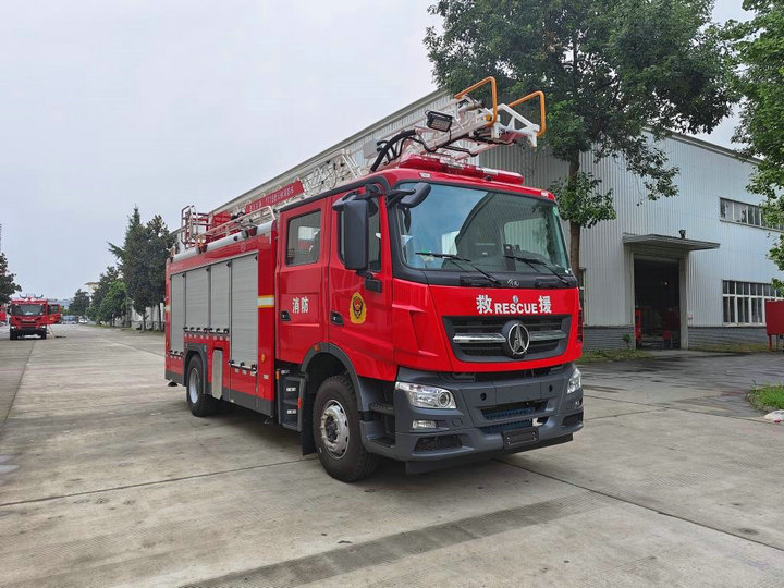 Specialized Beiben 18m Aerial Ladder Rescue Fire Fighting Truck E6 Water Tank 3KL 