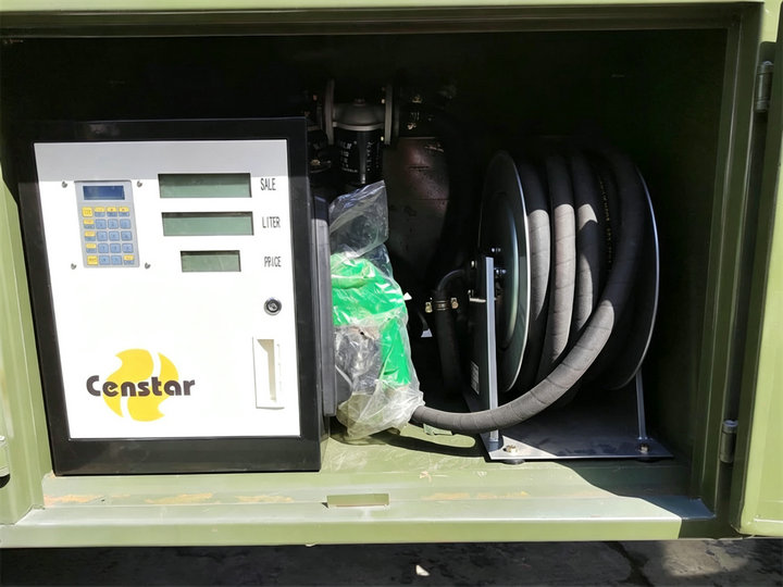 HOWO 4x4 Fuel truck Refueling Bowser (3)