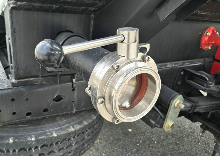 Stainless Steel Dust Control Water Bowser Sprinkler Truck (6)