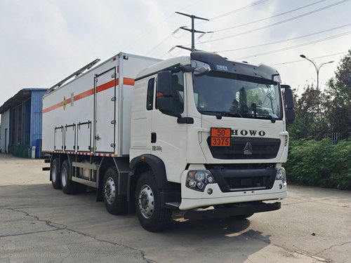 HOWO 12T -14T Onsite Blend Mixing Charging Emulsion ANFO Explosives Bulk Delivery Truck 