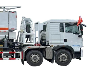 HOWO 12-13T On-site Heavy Emulsion ANFO Bulk Explosives Auger Mixing And Charging Truck 