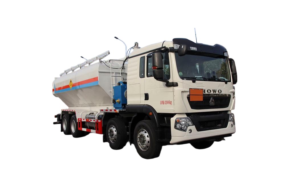 17-18 T HOWO 8x4 Mining Blasting Bulk ANFO Explosives Mixing And Charging Truck