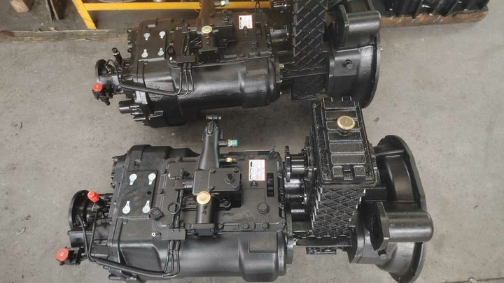 12JSD PTO Intermediate Sandwich Split Shaft Power Take off (4)