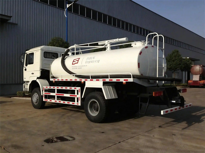 Shacman Cesspool Vacuum Septic Tank Truck (4)